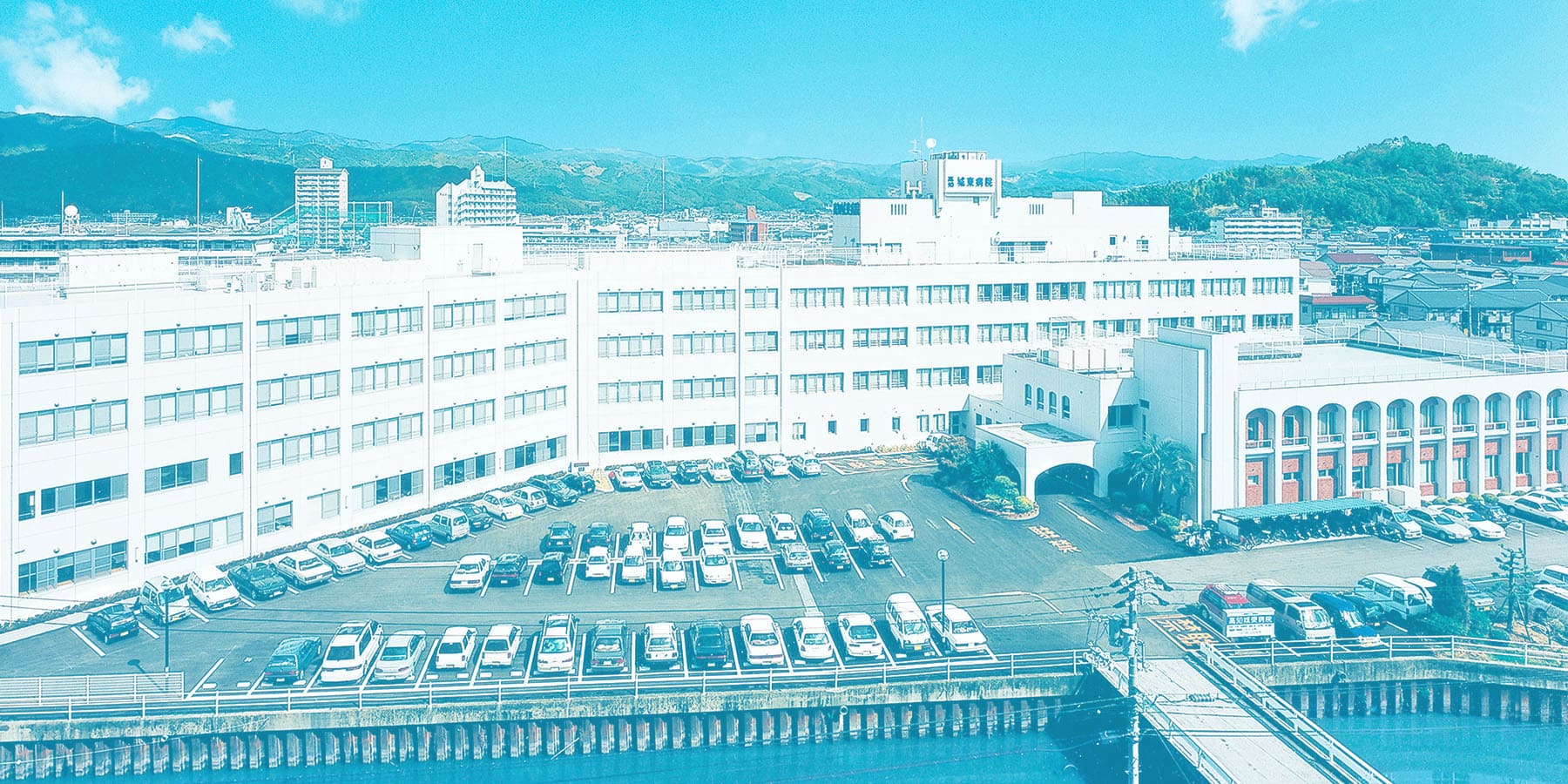 当病院の外観写真