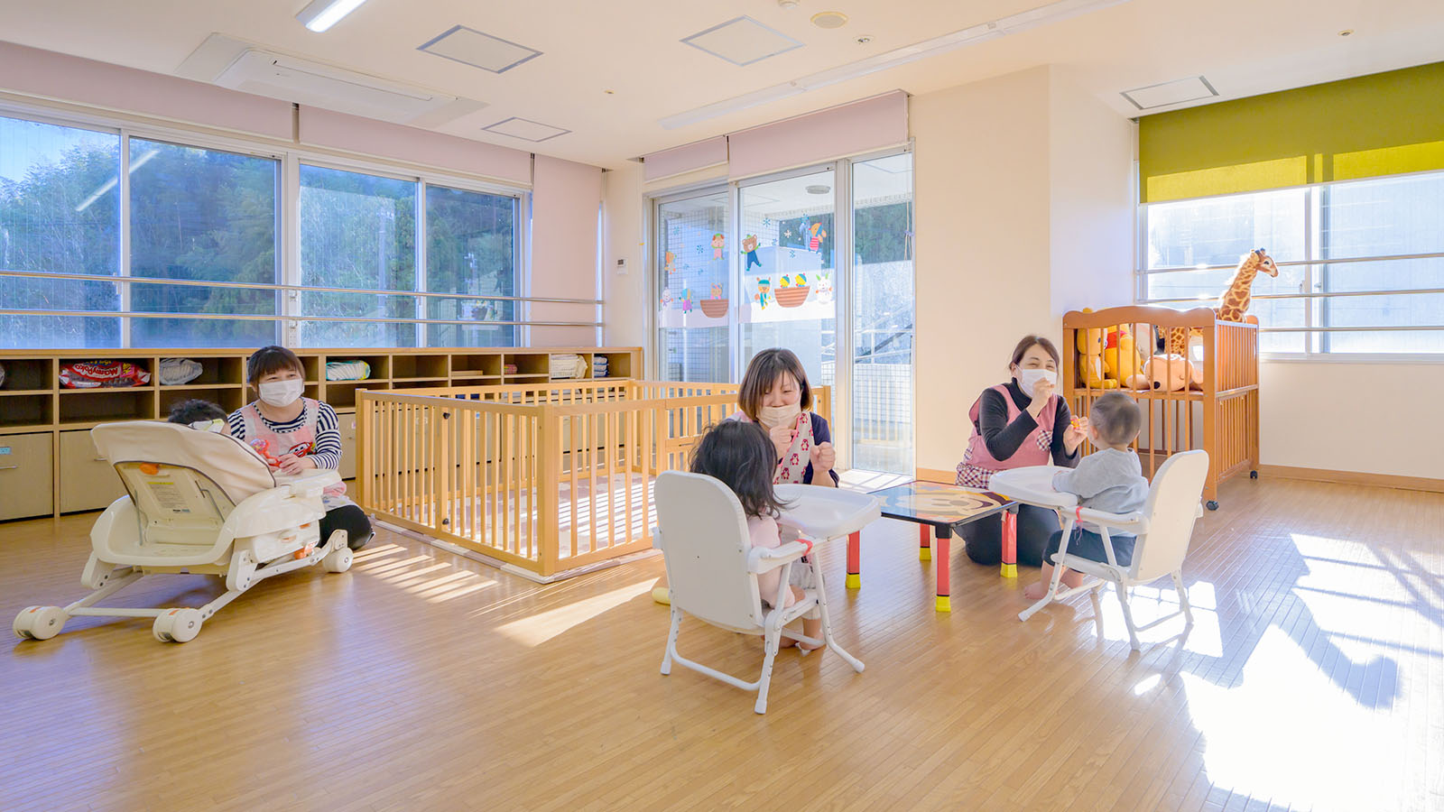 院内託児所（24時間利用可能）